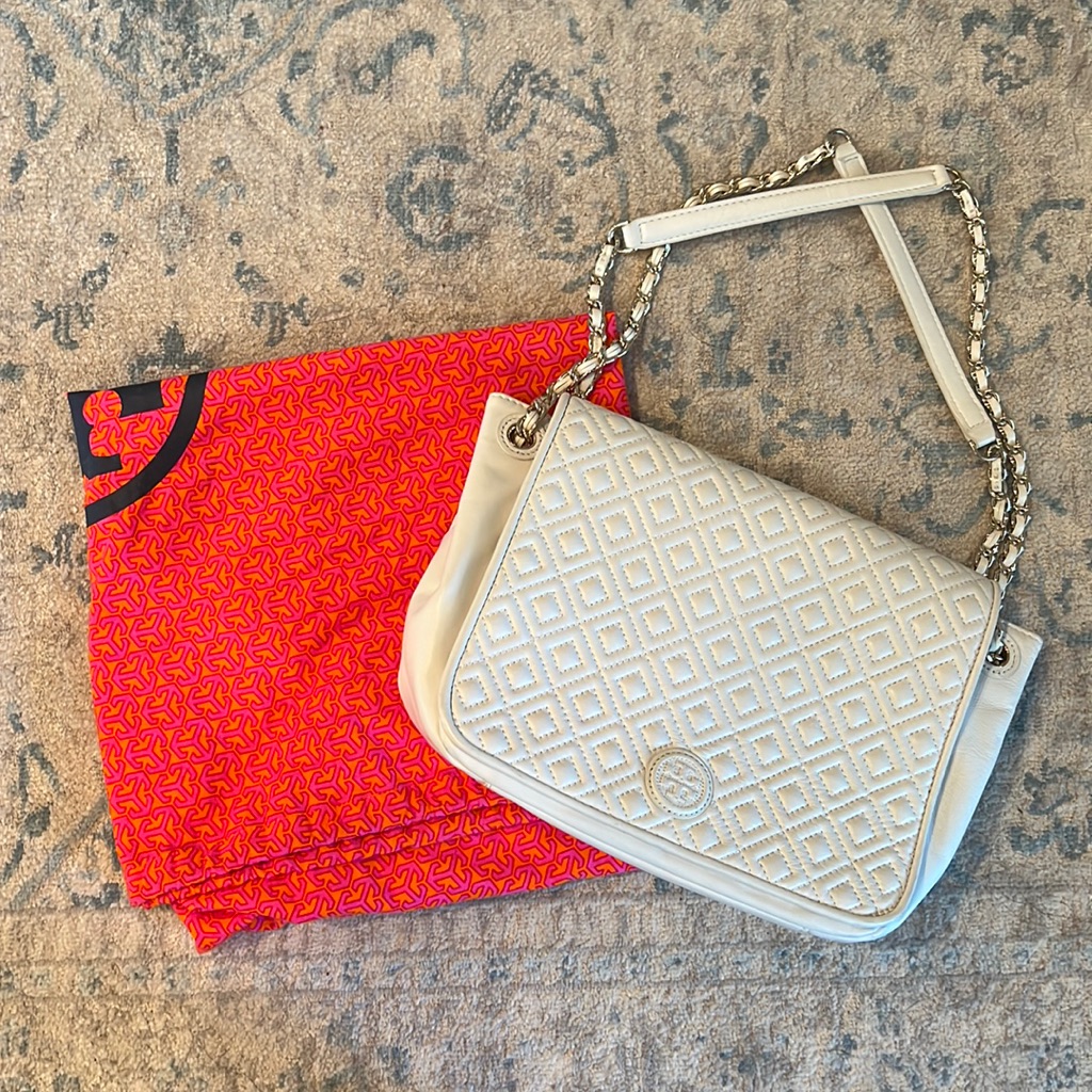 Tory Burch Designer Marion Small Quilted Leather Shoulder Bag - White And Gold